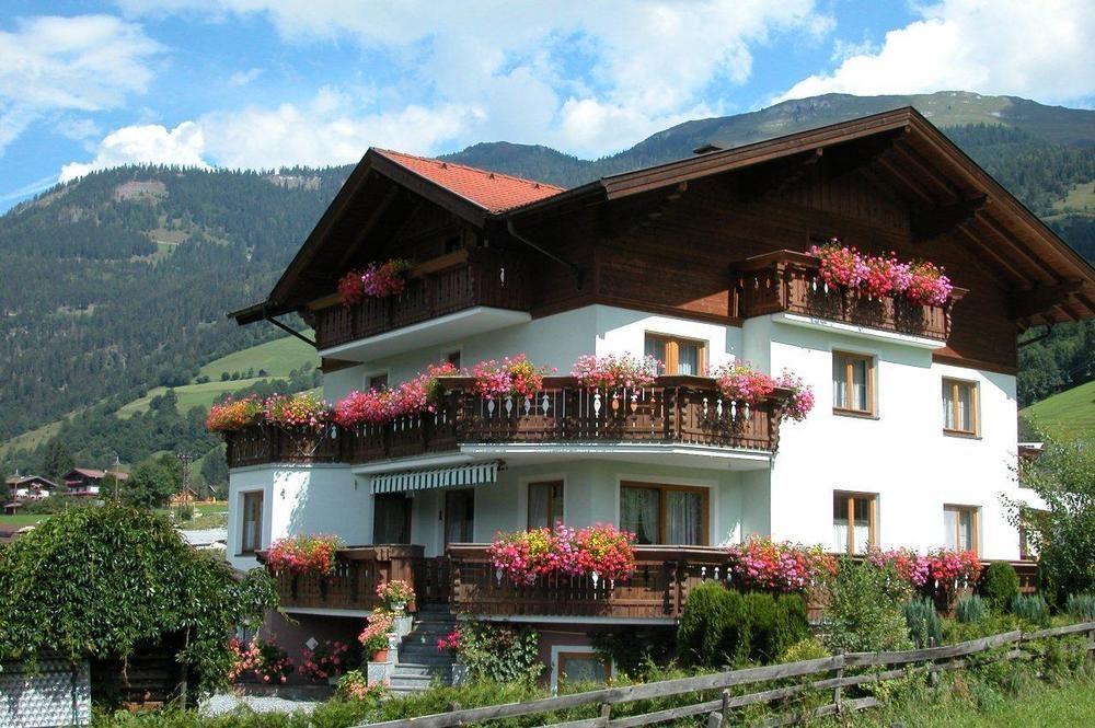 Hotel Gaestehaus Gratz - Inklusive Eintritt In Die Alpentherme Dorfgastein Exterior foto